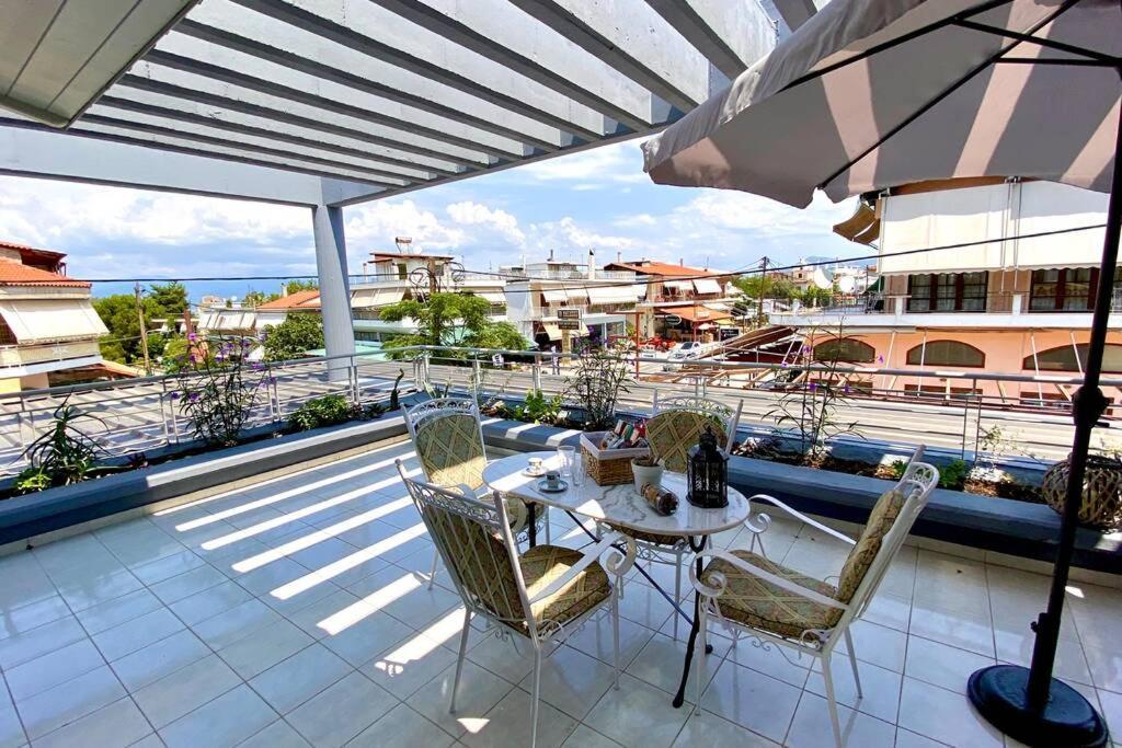 Downtown Apartment Kamena Vourla Exterior foto